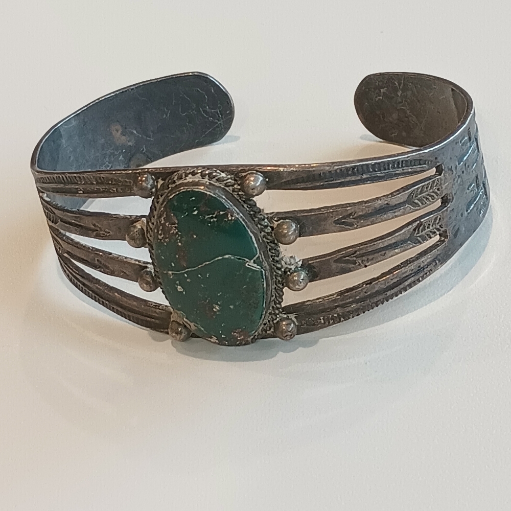 Silver Cuff Bracelet with Green Stone